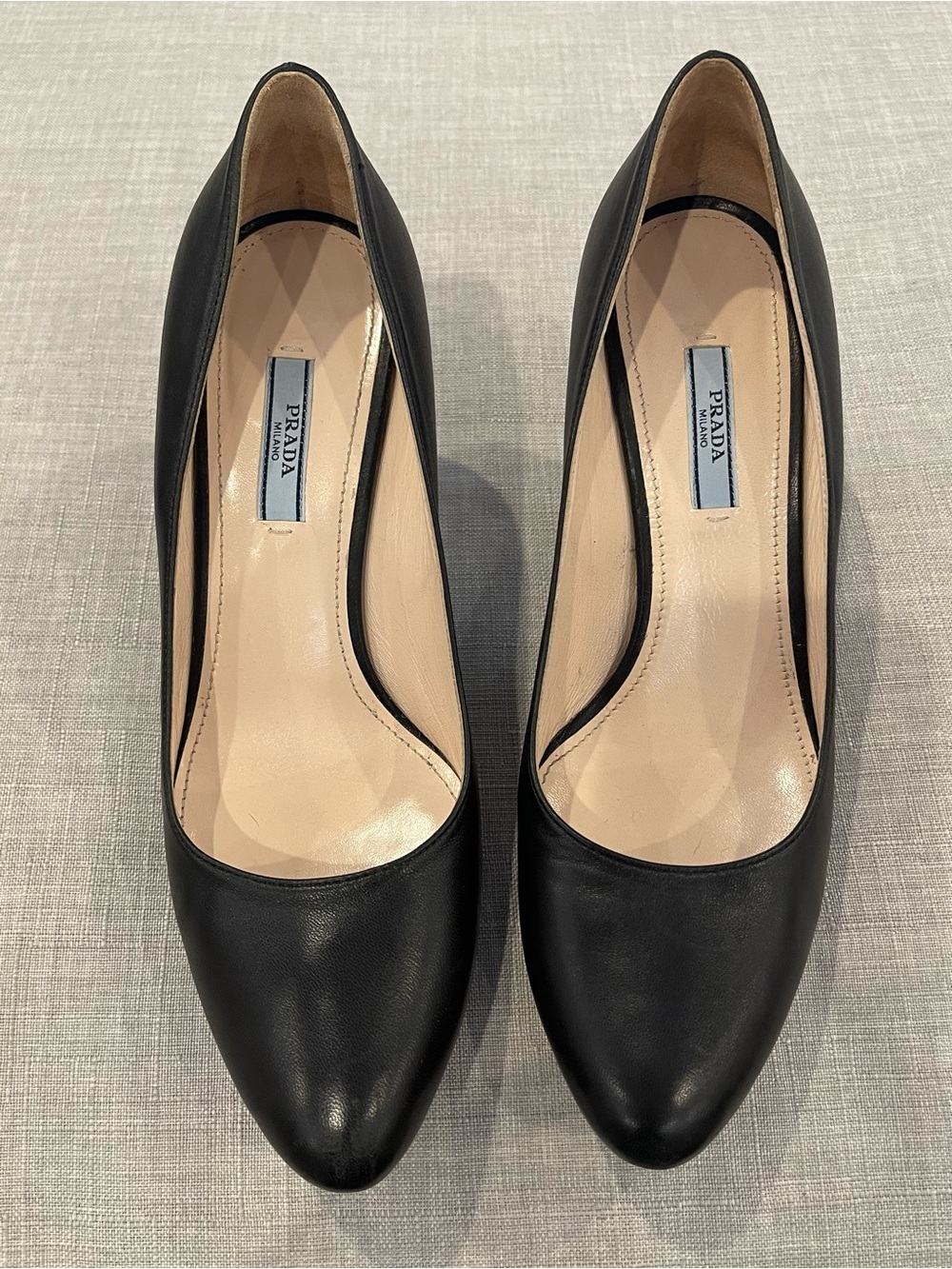 Prada black leather almond toe heels size 40 patent platform and heels luxury - Picture 2 of 11